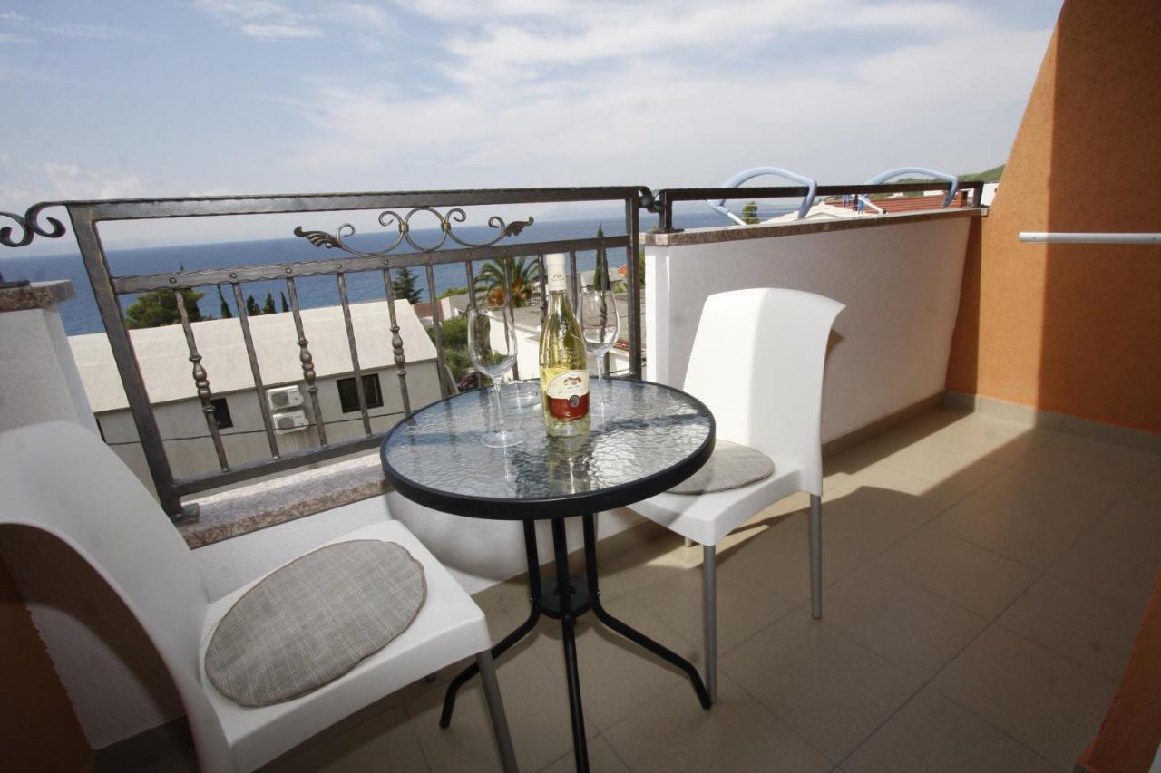 Apartments Turic Tučepi Kültér fotó