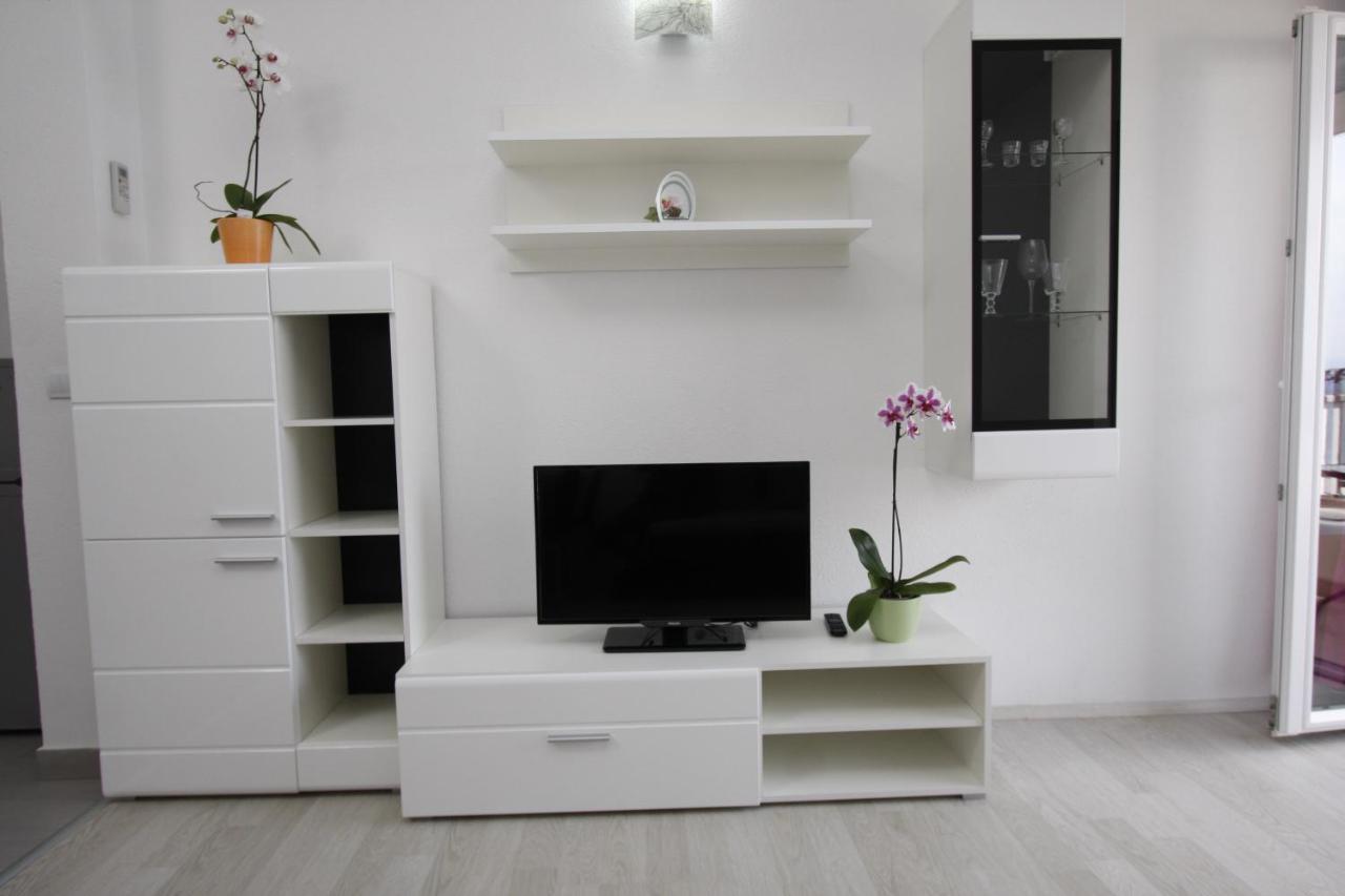 Apartments Turic Tučepi Kültér fotó