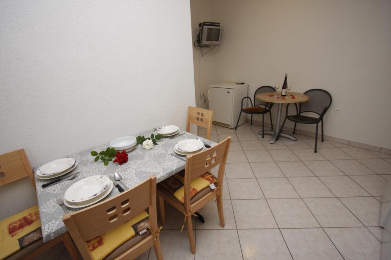 Apartments Turic Tučepi Kültér fotó